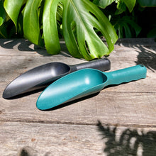 Load image into Gallery viewer, Potting Scoop