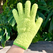 Load image into Gallery viewer, Microfibre Leaf Cleaning Gloves