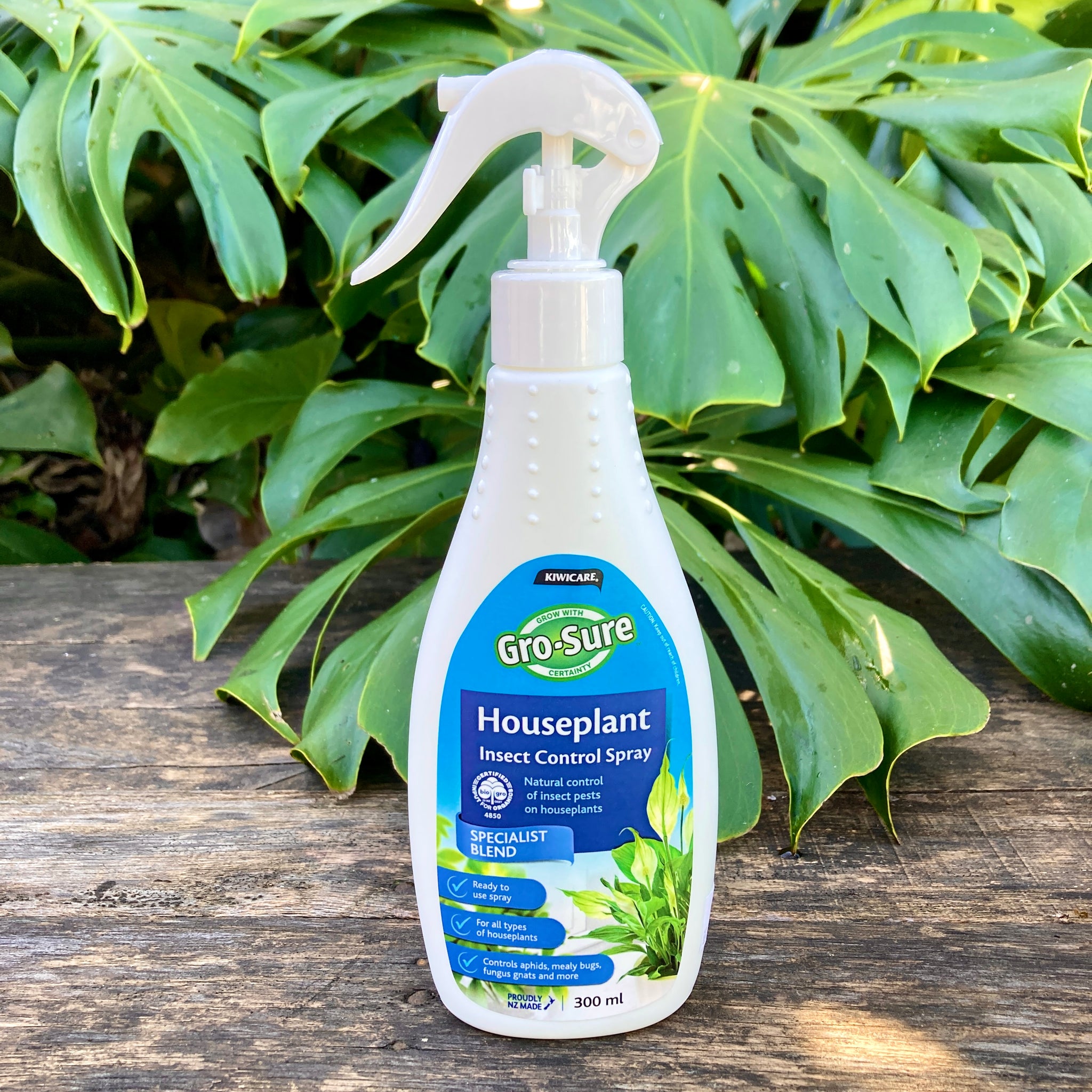 spray to keep bugs off indoor plants Buy Gro–Sure House plant Insect Control Spray – GrowingGreen NZ